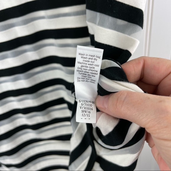 Derek Lam 10C x Athleta Mesh Striped Raglan Tee White Black Cream Size Large - Picture 9 of 10